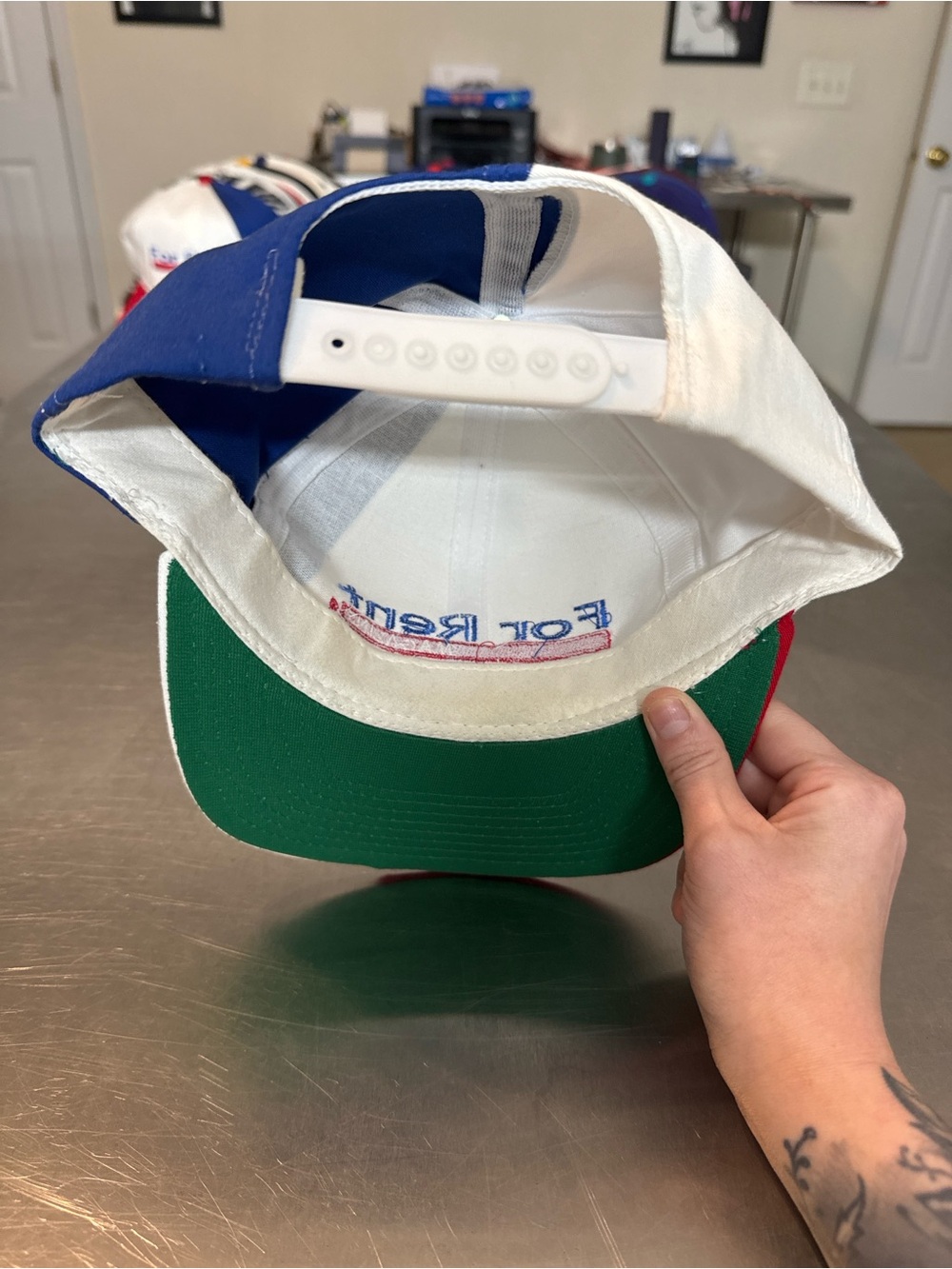 vintage For Rent Magazine snapback hat - Picture 2 of 4